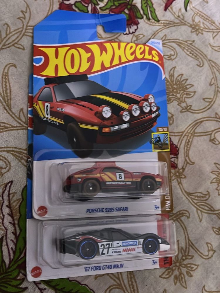 Porsche and ford gt hot wheels