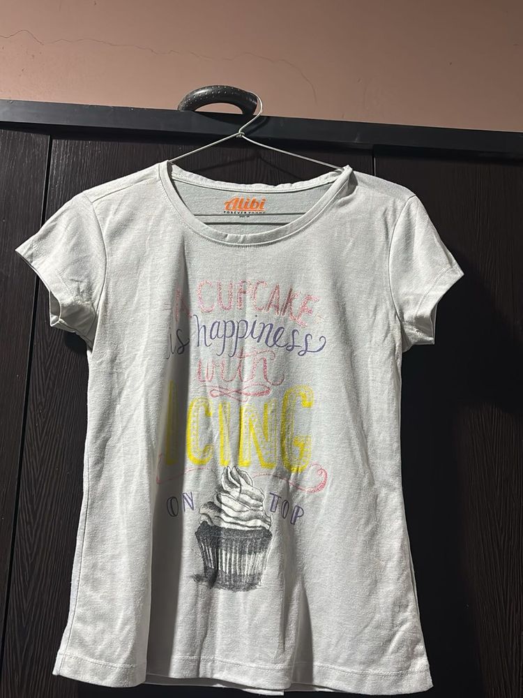Cute Cupcake Graphic Tee