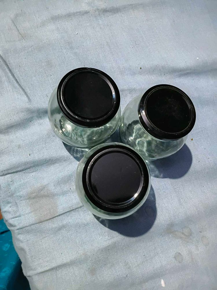 Set of 3 Glass Jars with Lids