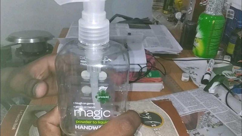 Magic Powder-to-Liquid Handwash (Only Bottle )