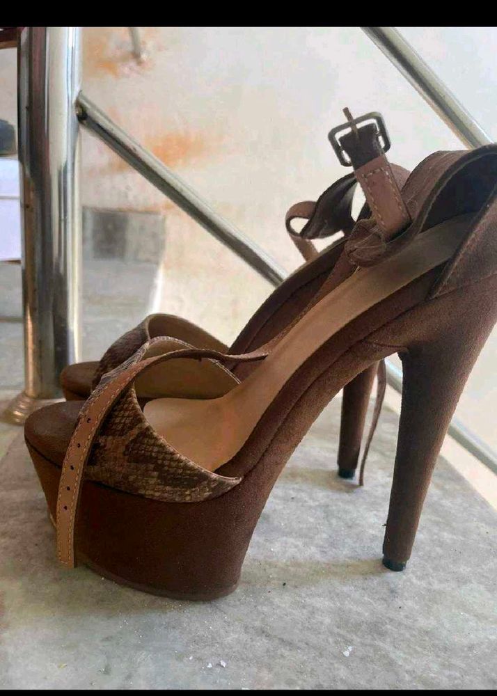 Stylish Brown Platform Heels