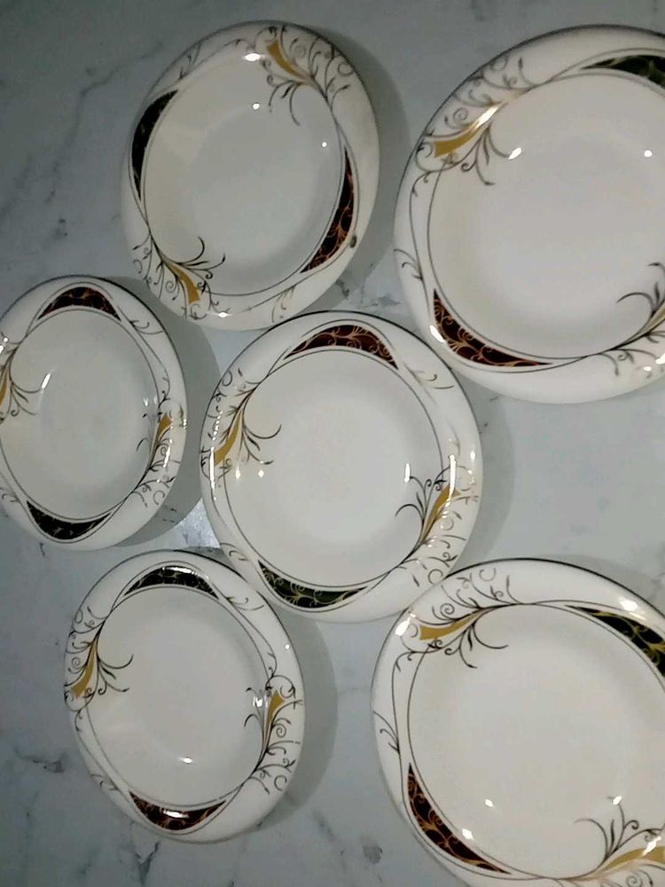 Elegant Set of Serving Bowls /6 plats