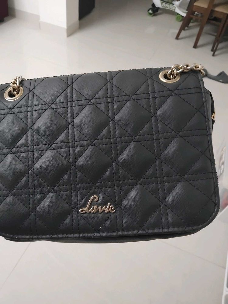 Stylish Quilted Black Handbag