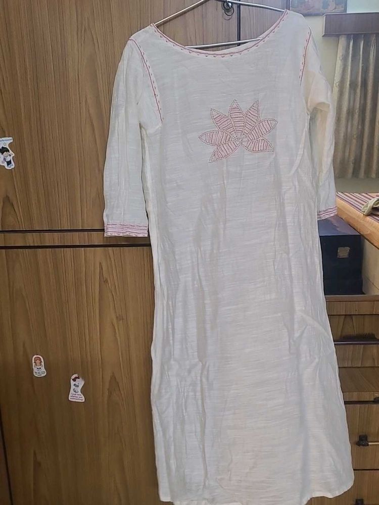 White Kurta with Red Floral Embroidery