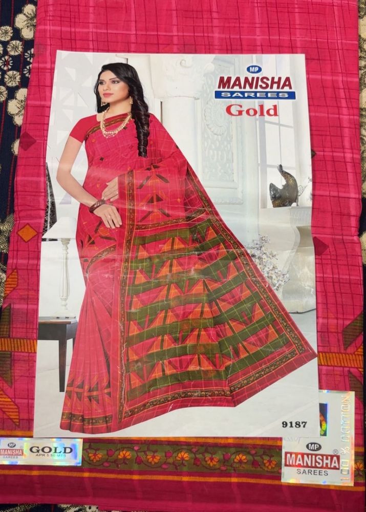 Stylish Pink Printed Saree