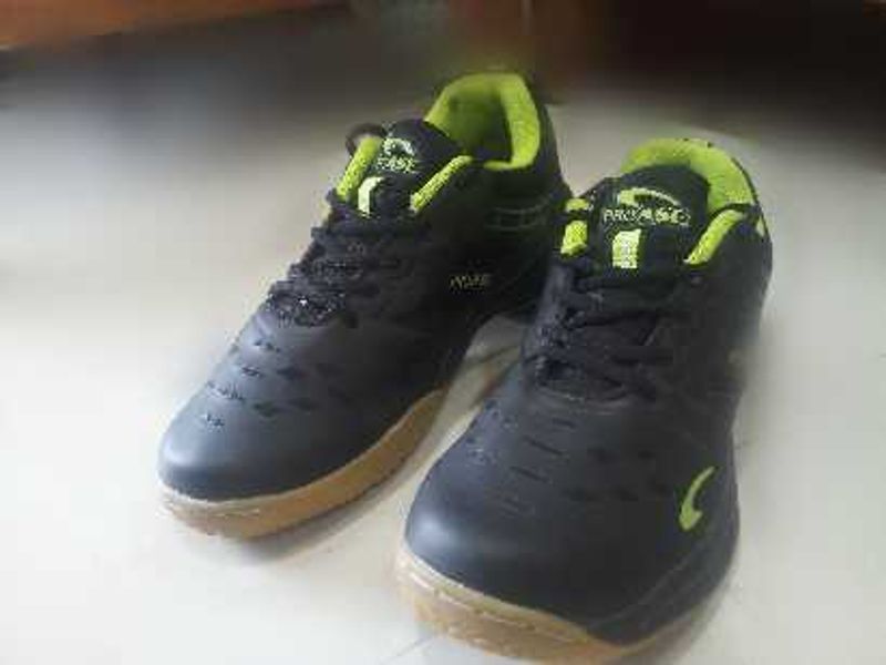 Pro ASE  Sports Shoes