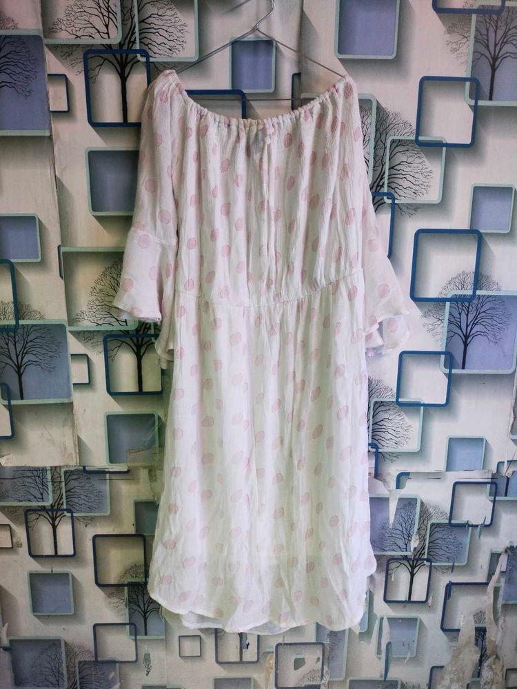 Chic Polka Dot Off-Shoulder Dress