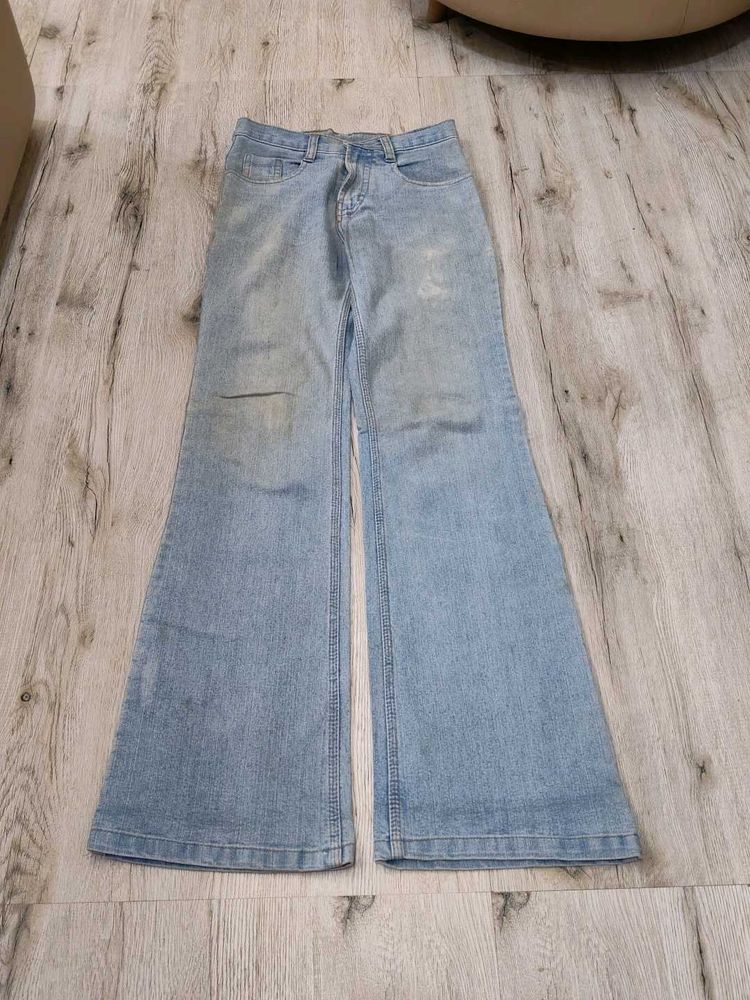 Ma6191 Sabrin bootcut jeans waist 26 inches