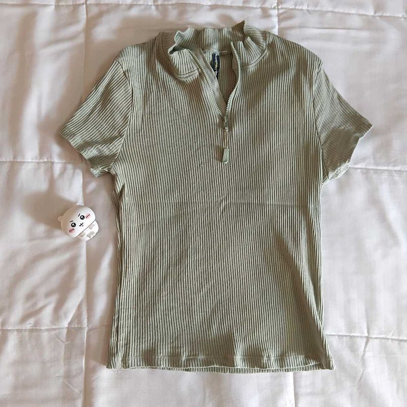 Ribbed Zip Neck Top
