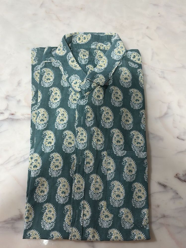 Pure 100% Cotton Mulmul Men's Paisley Print Shirt