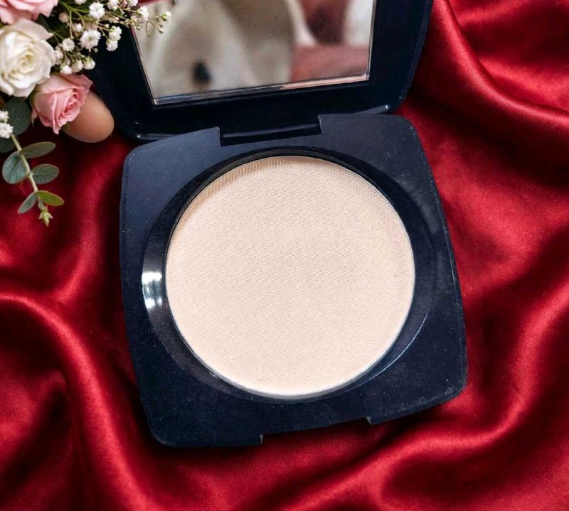Pressed Face Powder Compact shade Pearl