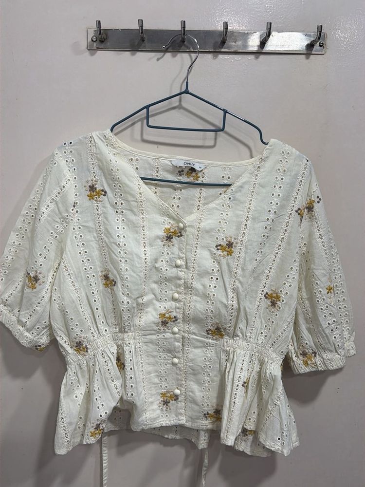 Chic White Eyelet Floral Peplum Top