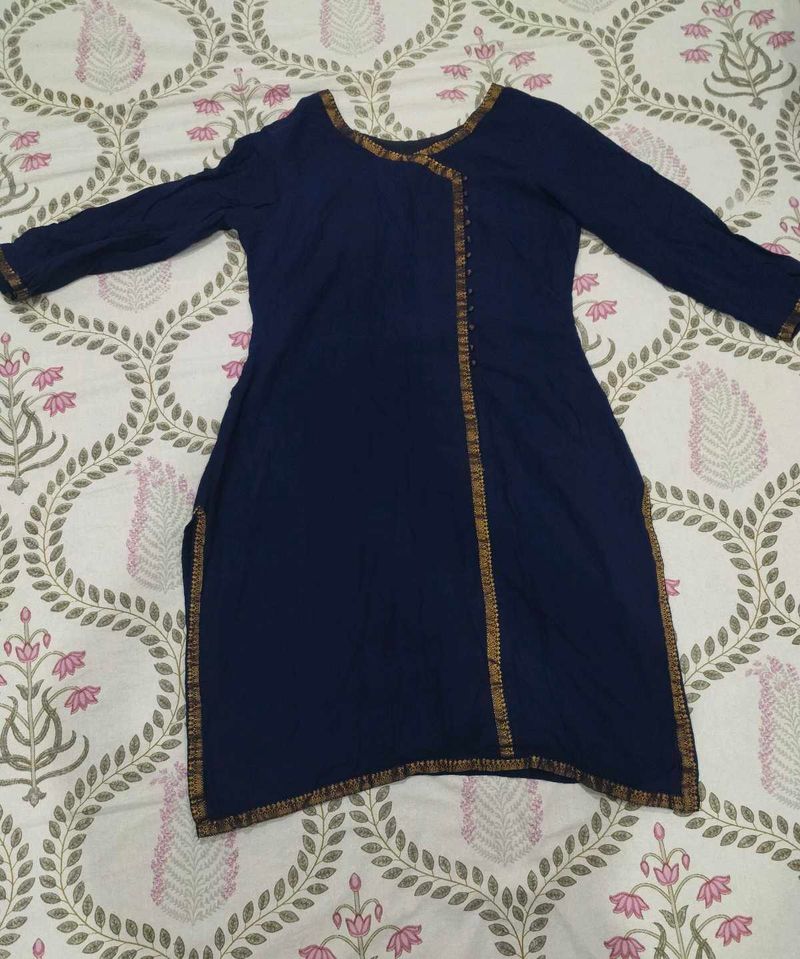 Elegant Blue Kurta with Golden Trim-M/S