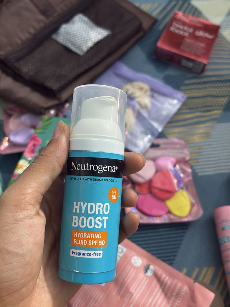 Neutrogena Hydro Boost Hydrating Fluid SPF 50