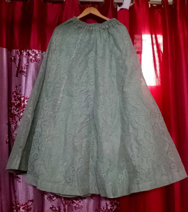 Long ethnic green skirt