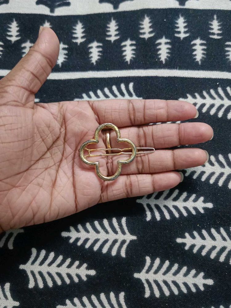 Clover Hair Clip