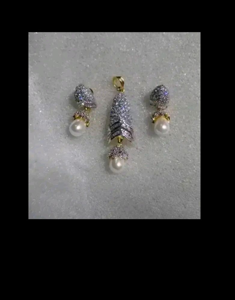 Women Pendant set