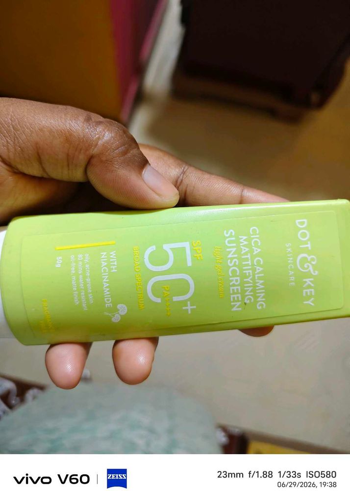Dot &amp; Key Cica Mattifying Sunscreen SPF 50 PA+++
