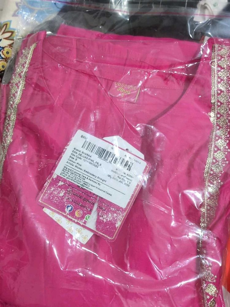 Women's Pink Embroidered Kurta Set