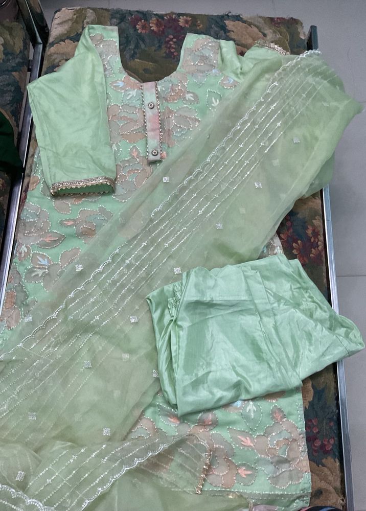 Elegant Mint Green Embroidered Pakistani Suit