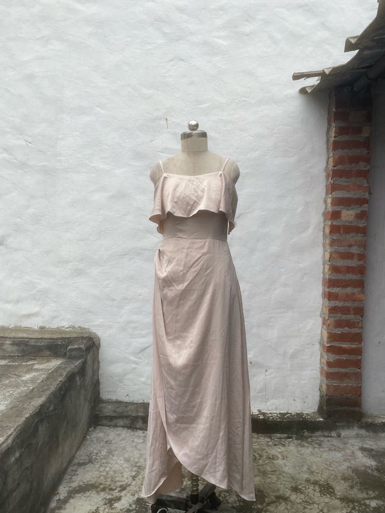 Elegant Ruffled Maxi Dress