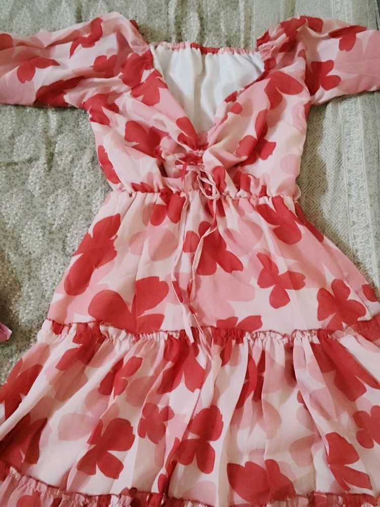Floral Balloon Sleeve Dress