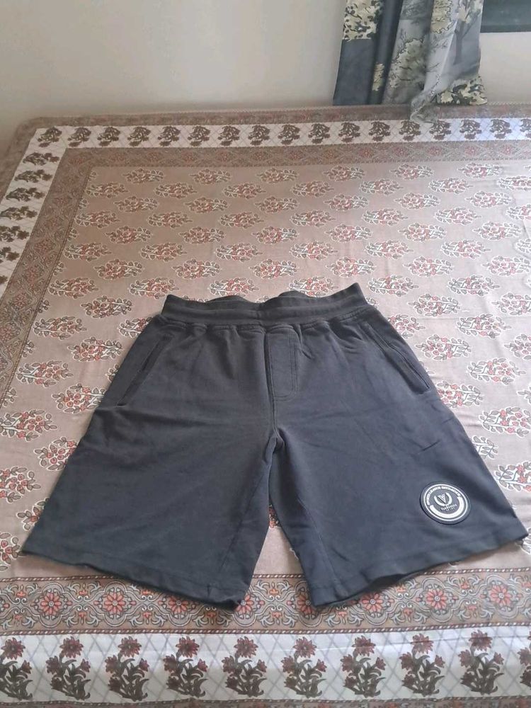 Van Heusen Men's Black Shorts