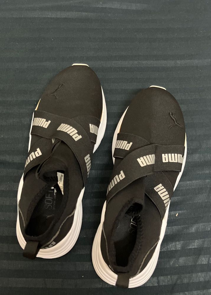 Puma Women's Black Slip-On Sneakers
