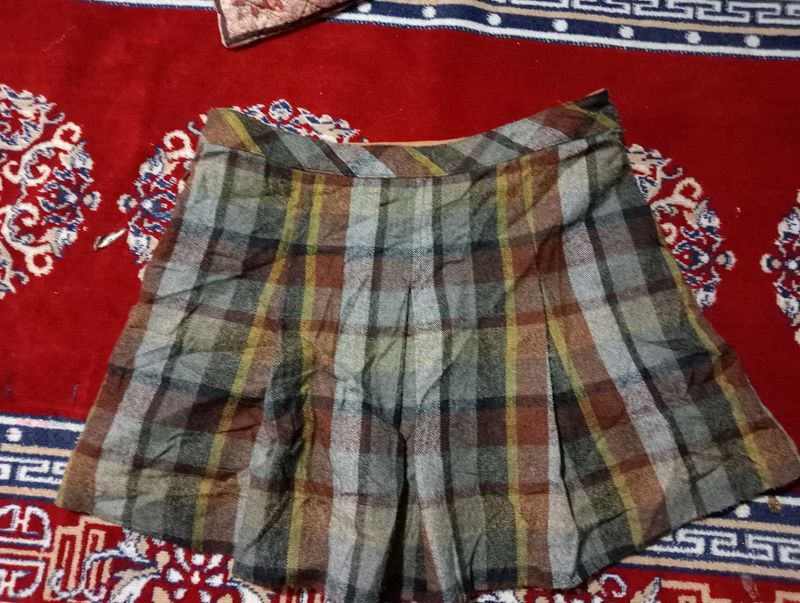 Plaid Pleated Mini Skirt