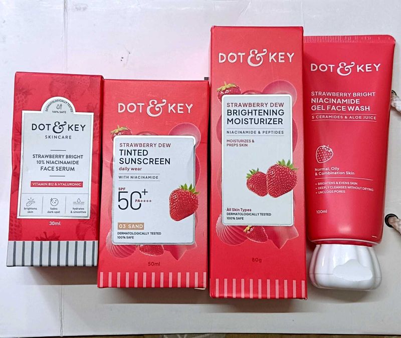 Dot &amp; Key Strawberry Dew Skincare Set