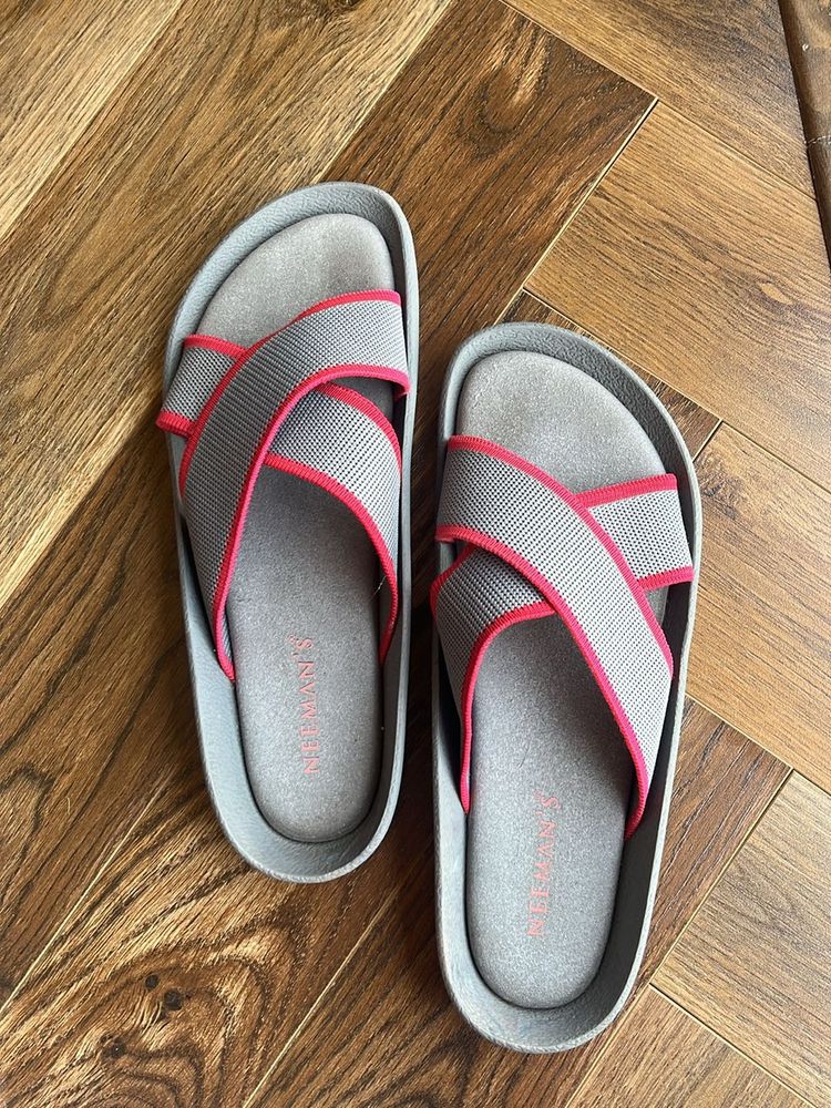 Neemans Flip flops