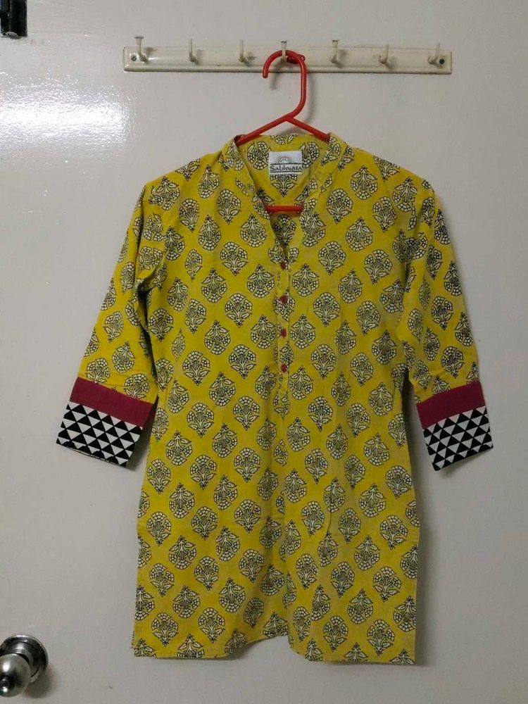 Stylish Yellow Printed Kurta
