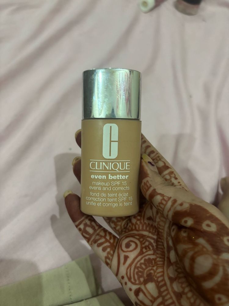 Clinique Even Better Makeup SPF 15
