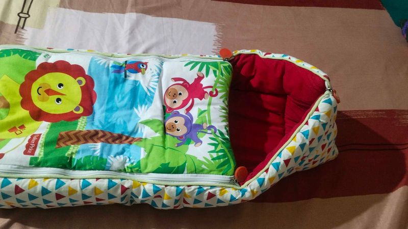 fisher price baby's carry nest