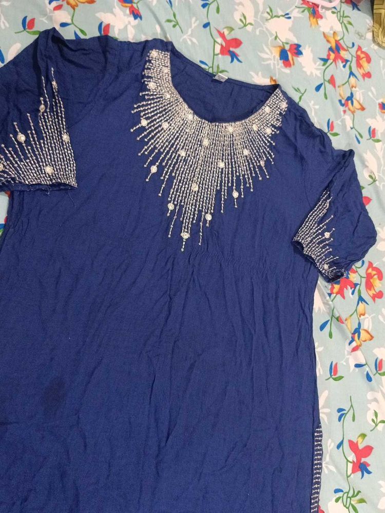 Elegant Blue Embroidered Kurta
