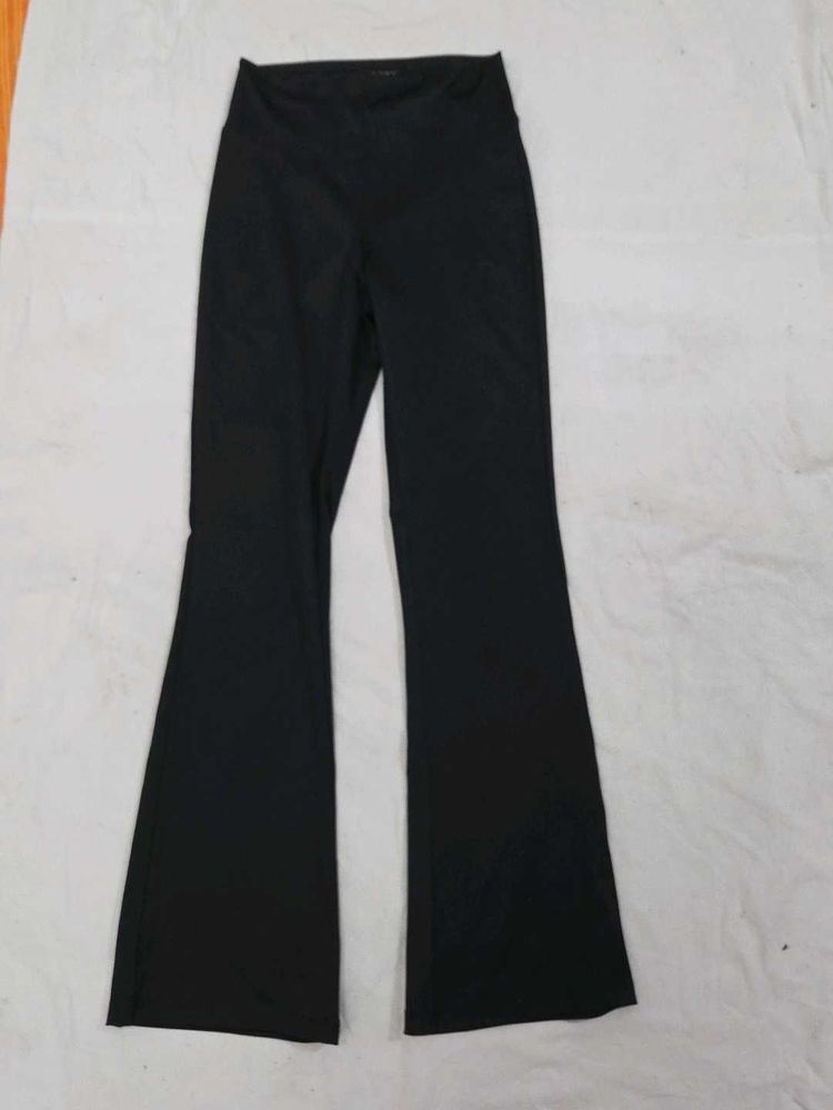 Style Union Black Flare Leggings Gym pant