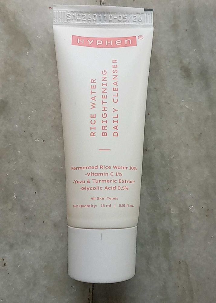 Hyphen Rice Water Brightening Daily Cleanser (Mini