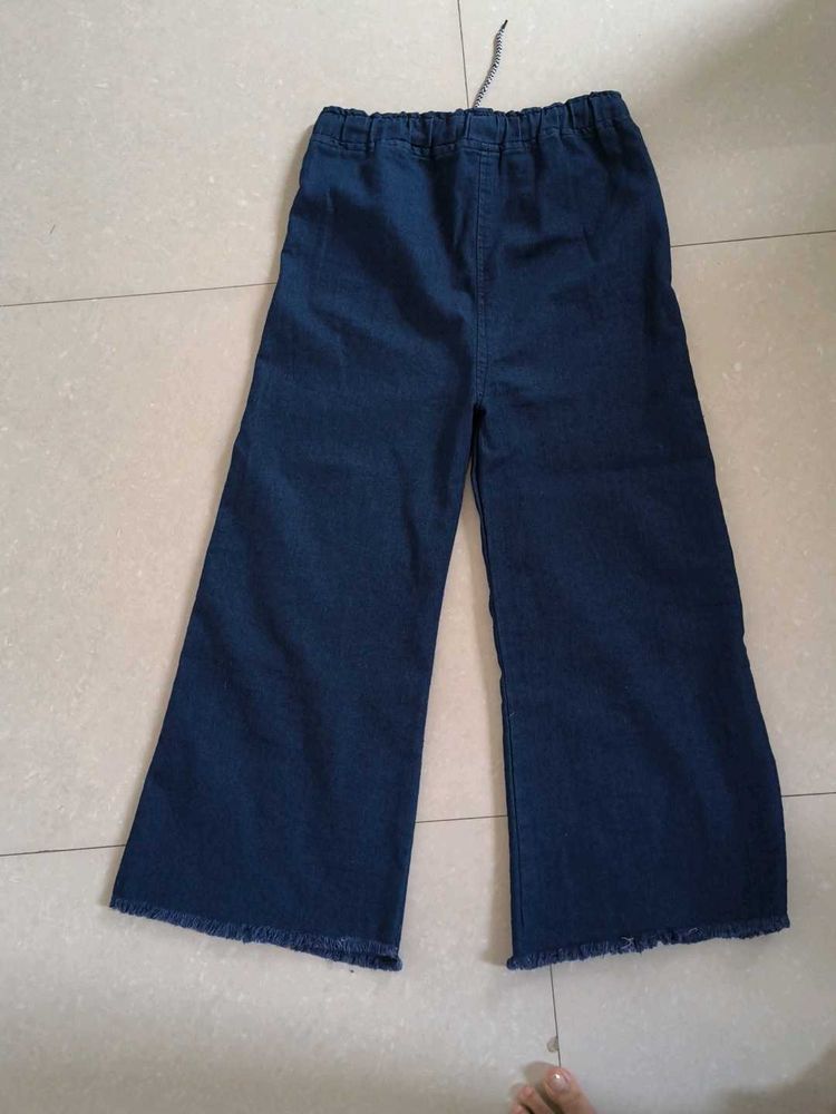 Flared Jeans