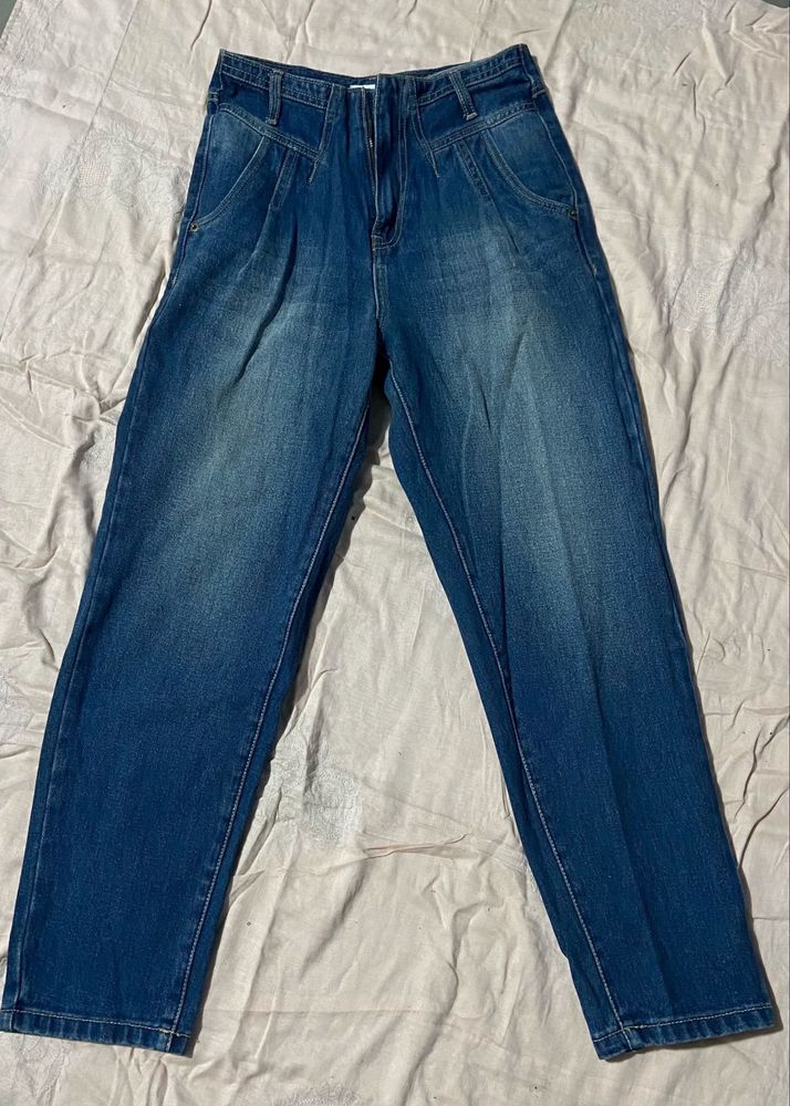 Vintage High-Waisted Denim Jeans