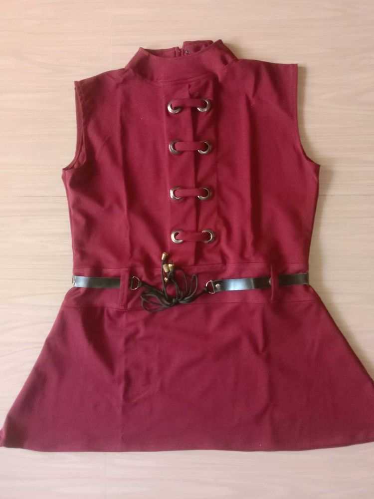 Cute top 30-32 size