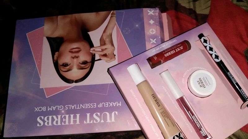 Makeup Kit(Just Herbs)