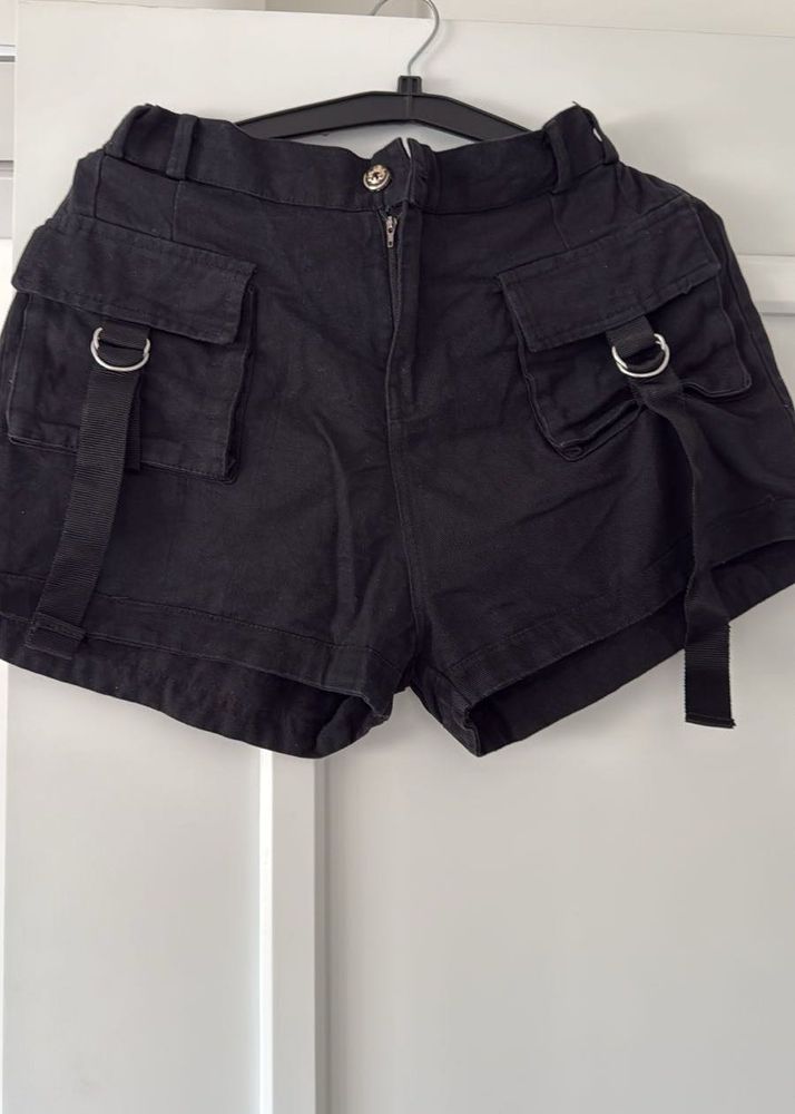 Black Cargo Shorts, Waist- 28