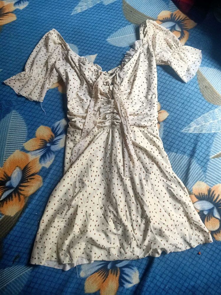 Cream polka dot puff sleeve dress
