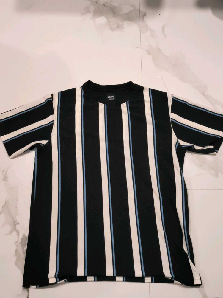 Striped T-Shirt by NUON