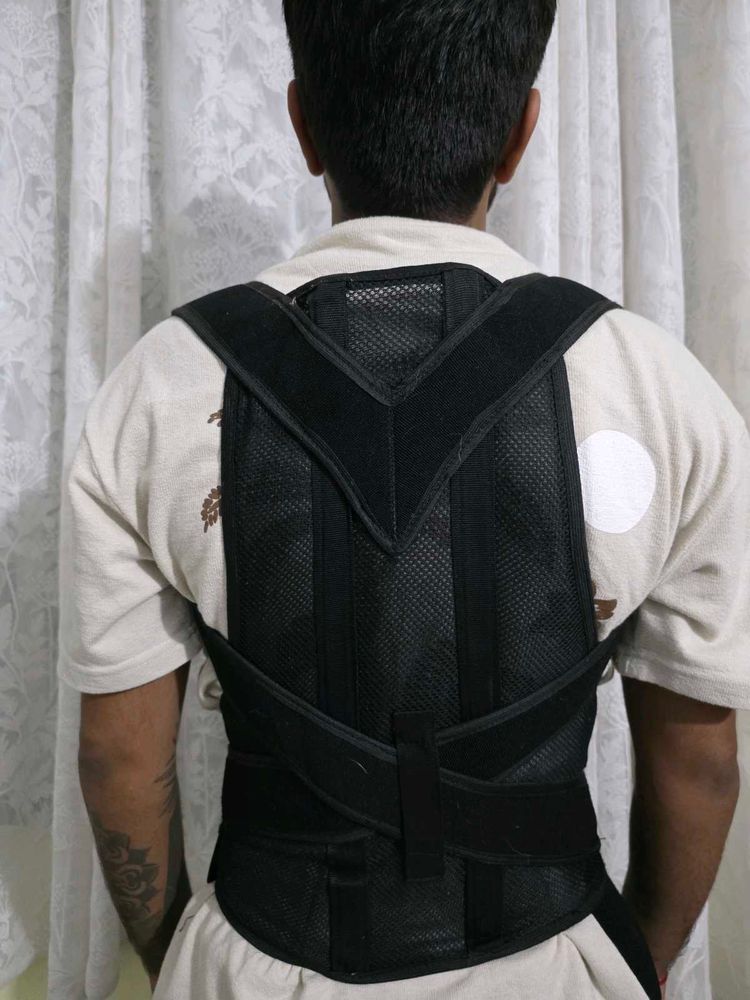 🌟Frido Posture Corrector Back Support Brace🌟