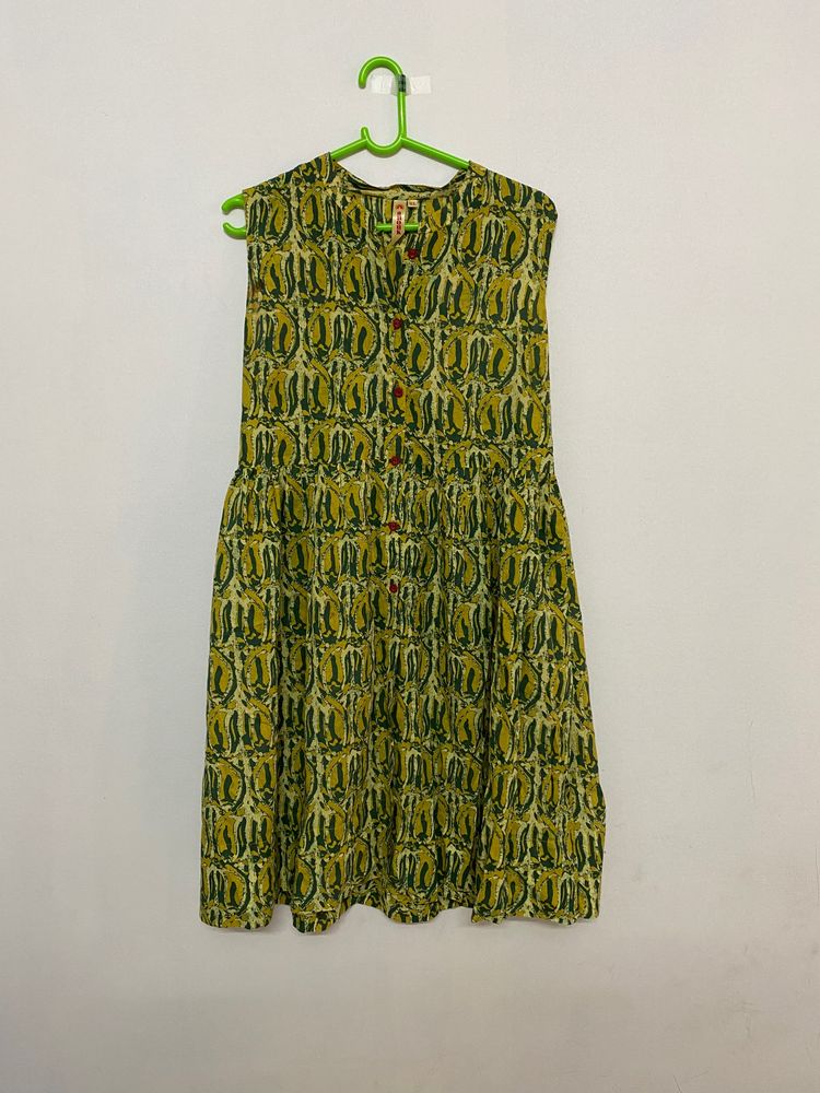 Anouk Kurta- Front Button, No Side Slit