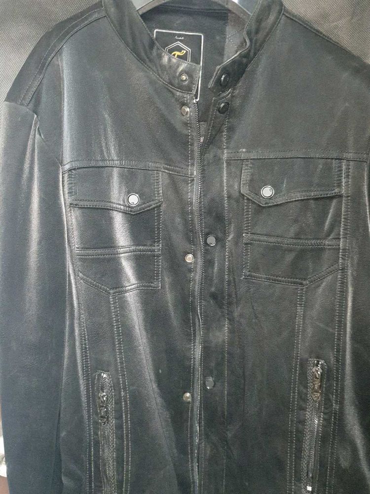 Men's Classic Black Leather Jacket
