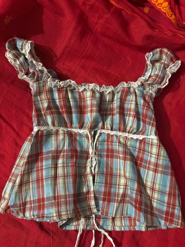 Cute Plaid Off-Shoulder Top