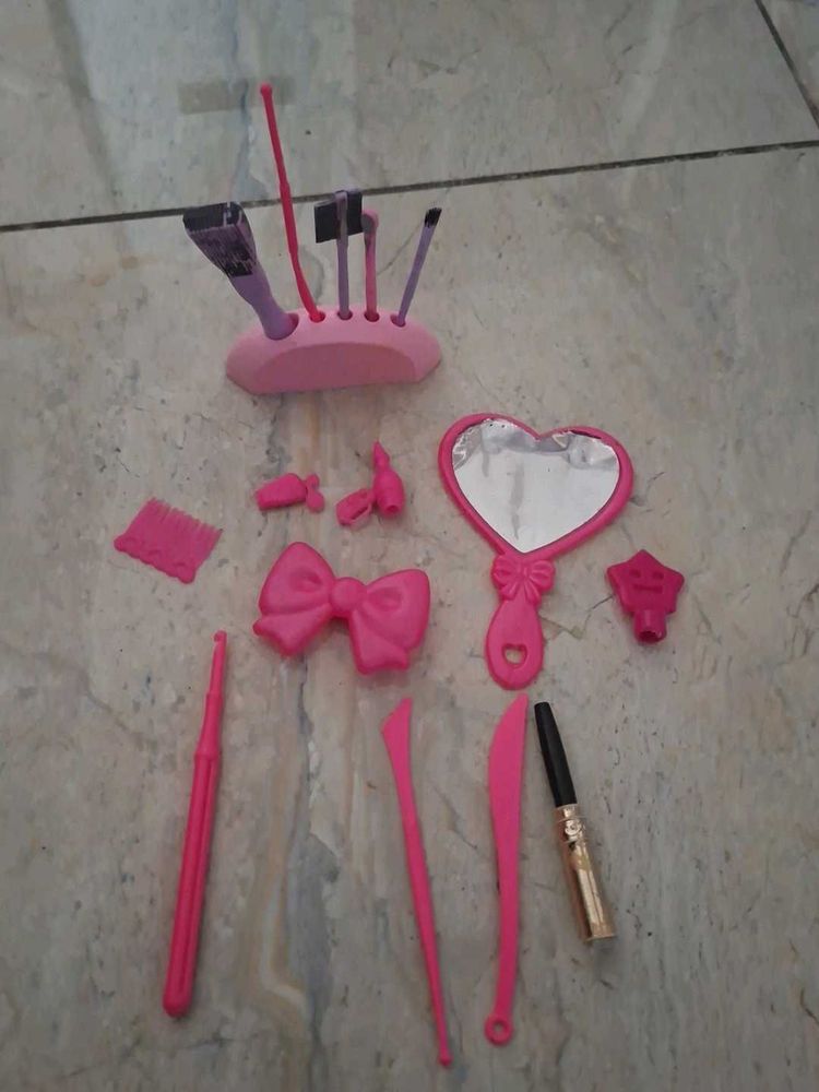 Barbie Makeup Tools Pink Set