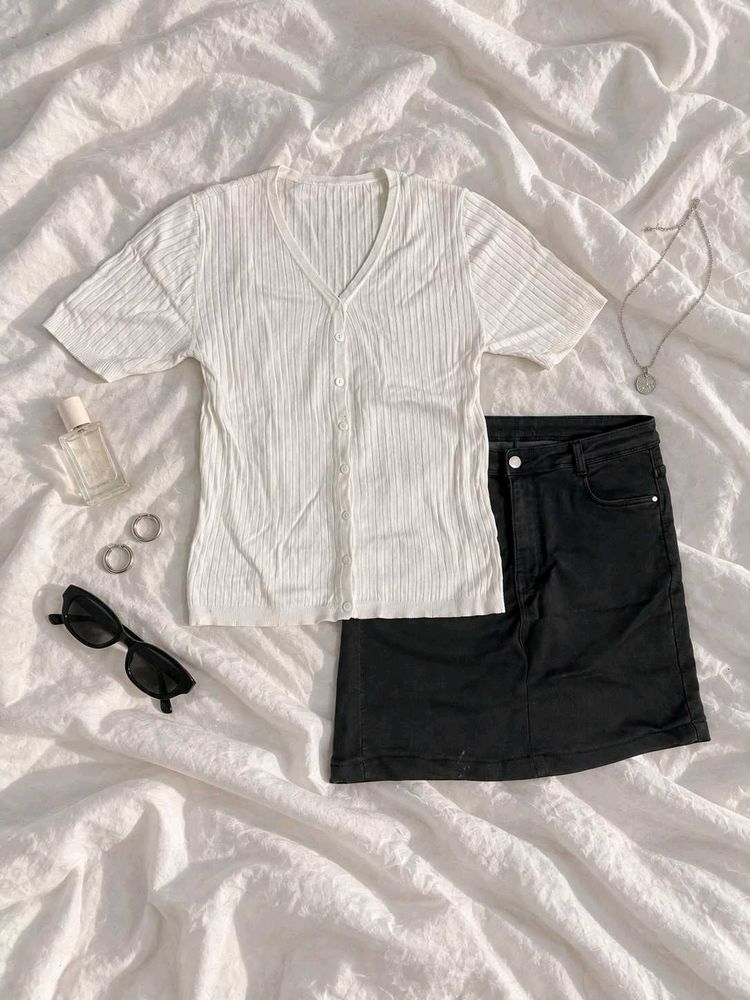 White Ribbed V-Neck Button-Up Top
